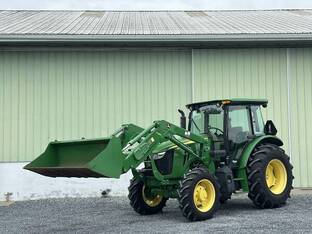 2015 John Deere 5100E