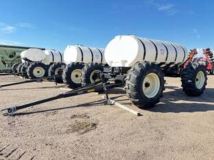2025 Yetter 1600 Gallon All Steer Cart