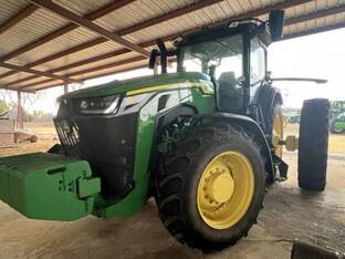 2022 John Deere 8R 280