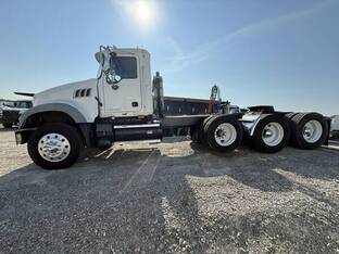 2008 Mack GRANITE GU713