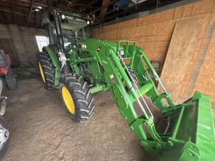 2024 John Deere 6105E Cab