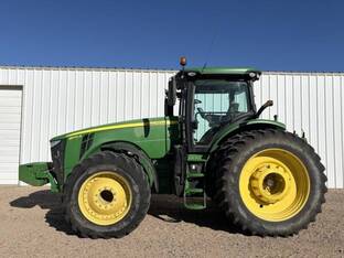 2018 John Deere 8370R