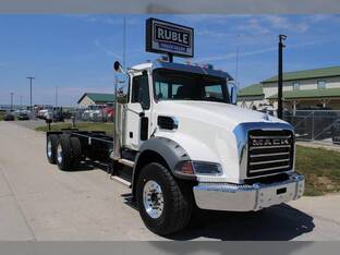 2026 Mack GR64B
