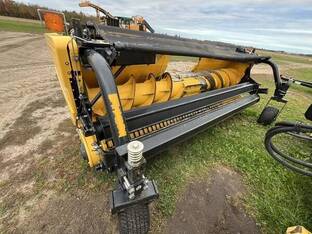 2017 New Holland 380FP