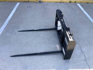 2025 John Deere AB32