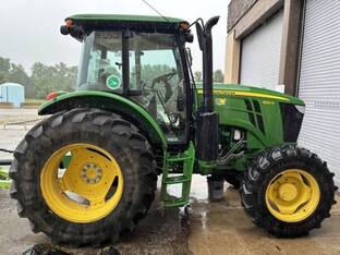 2023 John Deere 6120E Cab