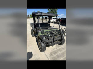 2011 John Deere GATOR XUV 825I OLIVE