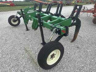 Unverferth ZONEBUILDER 132