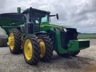 2025 John Deere 8R 340
