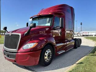 2022 International LT