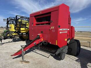 2011 Massey-Ferguson 2856A