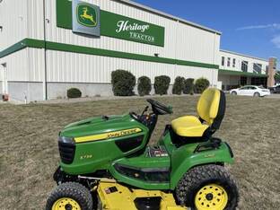 2014 John Deere X739