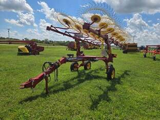 2024 New Holland PC1225