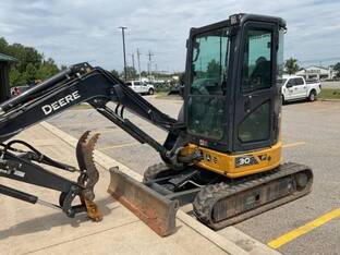 2023 John Deere 30 P