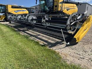 2025 MacDon Industries FD240