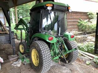 2022 John Deere 3046R