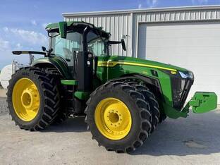 2023 John Deere 8R 370