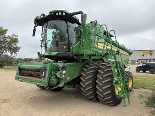 2022 John Deere X9 1100