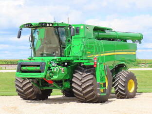 2024 John Deere S780