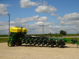 2025 John Deere 1775NT