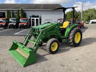 2015 John Deere 4044M