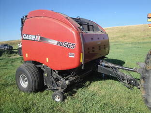 2016 Case IH RB565