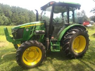 2022 John Deere 5075E
