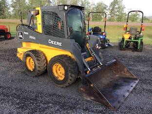 2022 John Deere 320G