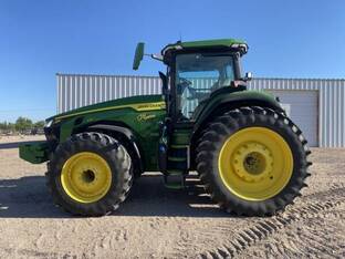 2024 John Deere 8R 370