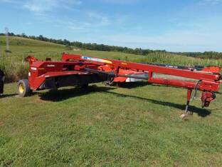 2011 New Holland H7550