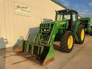 2008 John Deere 7130