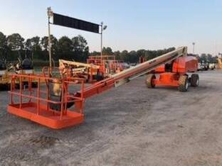 2015 JLG 800S