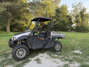 2016 Cub Cadet CHALLENGER 700