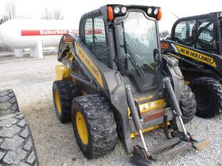 2015 New Holland L228