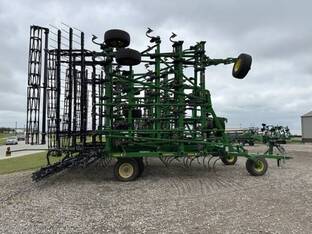 2024 John Deere 2230