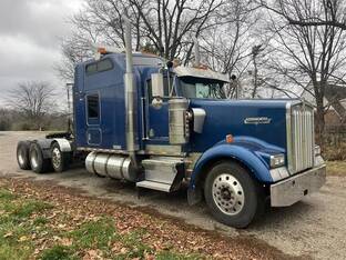 2000 Kenworth W900