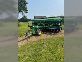 2001 John Deere 1560