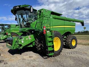 2024 John Deere S780