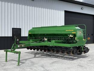 2010 John Deere 1590