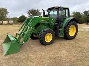 2016 John Deere 6110M