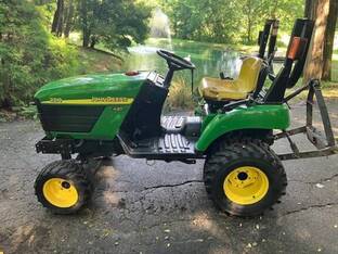 2003 John Deere 2210