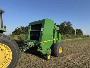 2017 John Deere 569