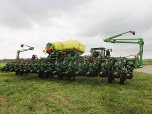 2023 John Deere 1795