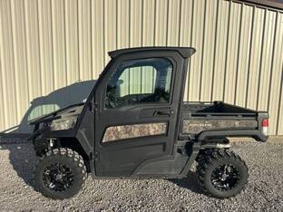 2022 John Deere GATOR XUV 835M