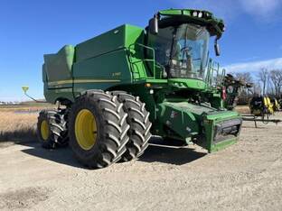 2023 John Deere S790