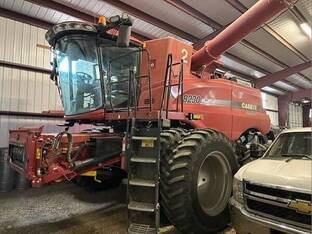 2014 Case IH 8230