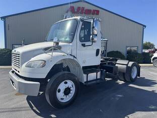 2016 Freightliner BUSINESS CLASS M2 106