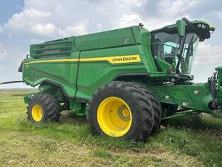 2022 John Deere X9 1000