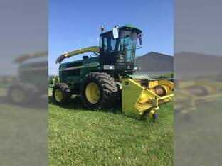 2000 John Deere 6850