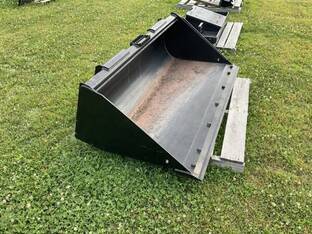 2022 John Deere KV24751